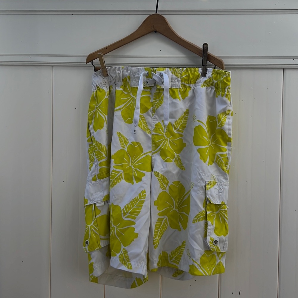 Mens OP Swim Trunks Lime Green Hibiscus Flowers on White Size Medium Used